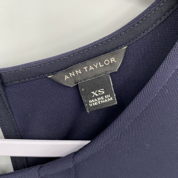 Ann Taylor Women's Round Neck Sleeveless Pleated Tank Top Blouse Navy Blue XS - Picture 3 of 9